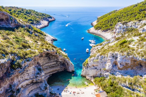 Urlaub mit Hund auf Vis in Kroatien